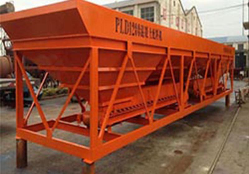PLD2400配料機