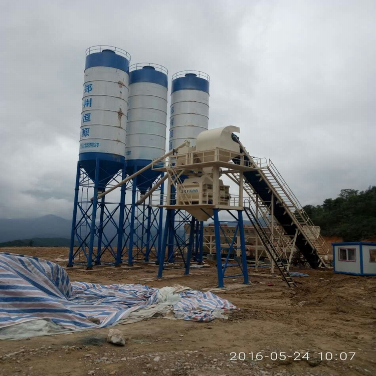 恒源建機簡易型攪拌站具有哪些優勢?